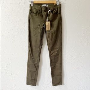 NWT Madewell Skinny Stretchy Pants Green Olive 24